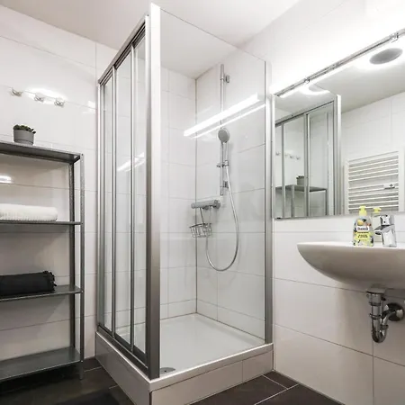 דירה Designer
